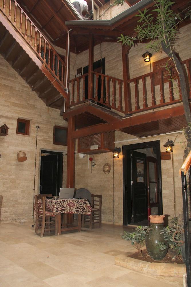 Zeynep Hanim Konagi Gaziantep Luaran gambar